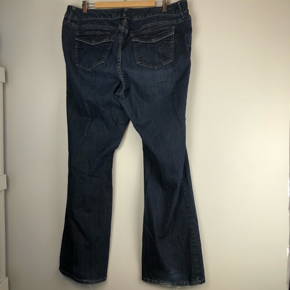 TORRID Dark Denim Boot Cut Style Jeans Size 16R - Picture 8 of 15